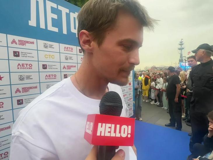 Иван Янковский рассказал HELLO! о детских шалостях и запуске «летающего огурца»
Иван Янковский рассказал HELLO! о детских шалостях и запуске «летающего огурца»