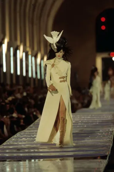 Christian Dior Fall/Winter 1999-2000, Haute Couture