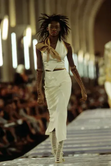 Christian Dior Fall/Winter 1999-2000, Haute Couture