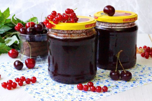 Джем из вишни и красной смородины Джем из вишни и красной смородины