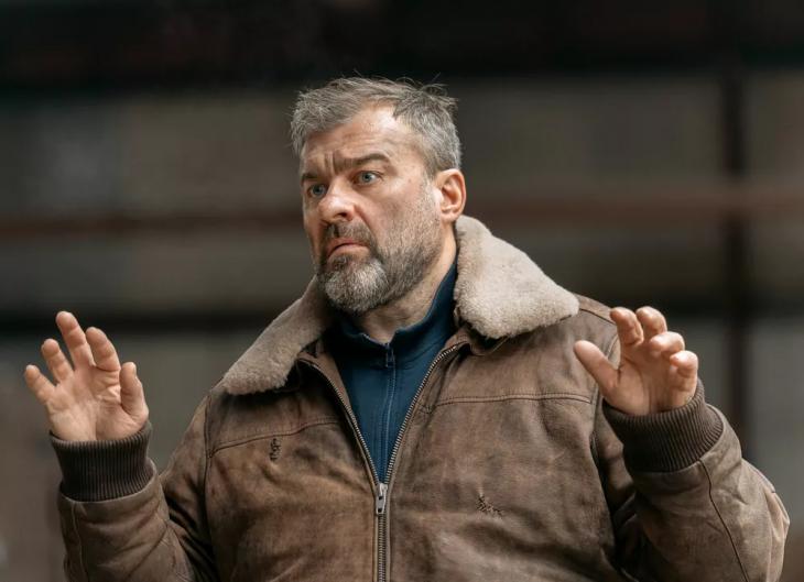 Пореченков, Мерзликин, Федорцов: почему актёры «старой школы» снова на пике в российских сериалах
Пореченков, Мерзликин, Федорцов: почему актёры «старой школы» снова на пике в российских сериалах