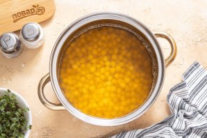 Хумус с соусом песто Хумус с соусом песто