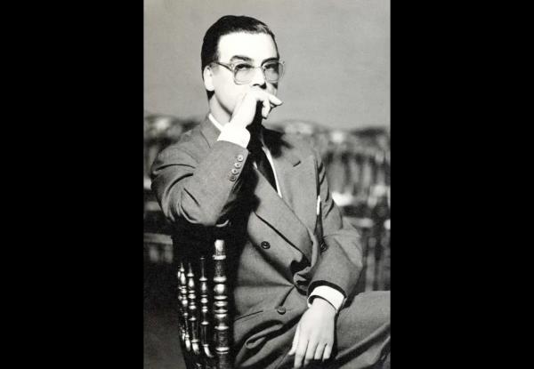 История модного дома Balenciaga:от обычной мастерской до иконы высокой моды. История модного дома Balenciaga:от обычной мастерской до иконы высокой моды.