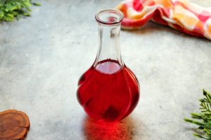 Наливка из крыжовника и чёрной смородины Наливка из крыжовника и чёрной смородины