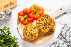 Перцы фаршированные булгуром и грибами