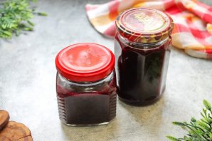 Пюре из черной смородины Пюре из черной смородины