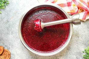 Пюре из черной смородины Пюре из черной смородины
