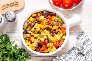 Рагу из баклажанов и кабачков