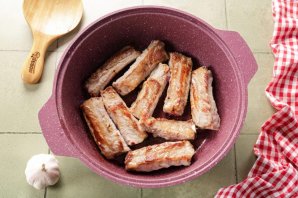 Ребрышки с фасолью Ребрышки с фасолью
