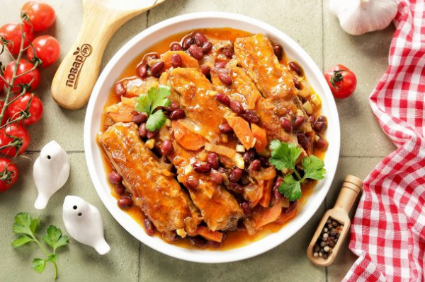 Ребрышки с фасолью Ребрышки с фасолью
