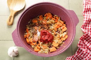 Ребрышки с фасолью Ребрышки с фасолью