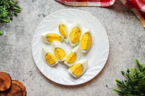 Салат из жареных лисичек Салат из жареных лисичек