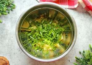 Салат из жареных лисичек Салат из жареных лисичек