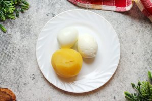 Салат из жареных лисичек Салат из жареных лисичек