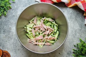 Салат мясной ассорти Салат мясной ассорти