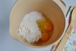 Торт "Наполеон" классический (из домашнего теста) Торт "Наполеон" классический (из домашнего теста)