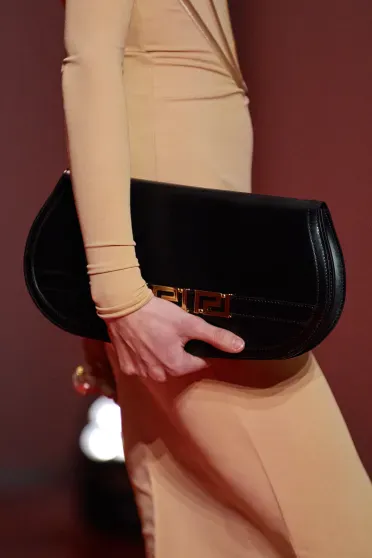 Versace Fall/Winter 2022-2023, Prêt-à-Porter | Ready-to-Wear Versace Fall/Winter 2022-2023, Prêt-à-Porter | Ready-to-Wear