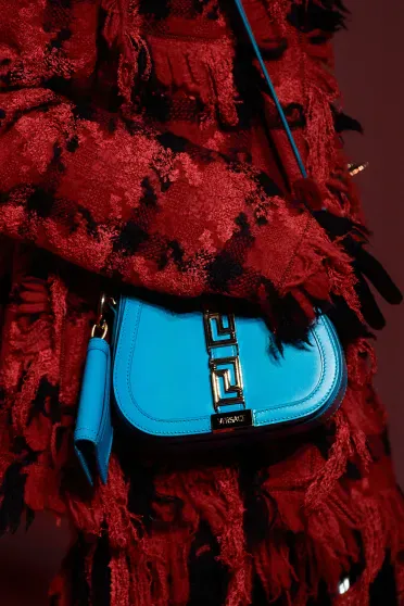 Versace Fall/Winter 2022-2023, Prêt-à-Porter | Ready-to-Wear Versace Fall/Winter 2022-2023, Prêt-à-Porter | Ready-to-Wear