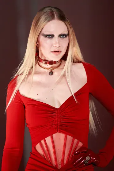 Versace Fall/Winter 2022-2023, Prêt-à-Porter | Ready-to-Wear Versace Fall/Winter 2022-2023, Prêt-à-Porter | Ready-to-Wear