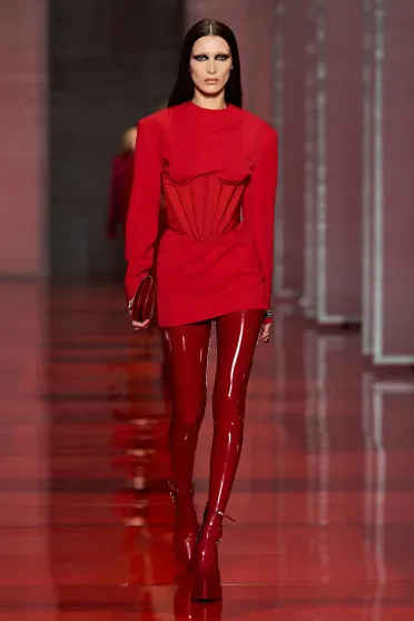 Versace Fall/Winter 2022-2023, Prêt-à-Porter | Ready-to-Wear Versace Fall/Winter 2022-2023, Prêt-à-Porter | Ready-to-Wear