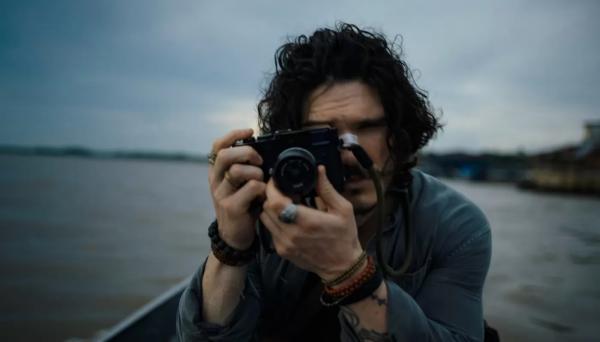 Зак Снайдер объяснил реакцию на премьеру "Последней фотографии" Зак Снайдер объяснил реакцию на премьеру "Последней фотографии"