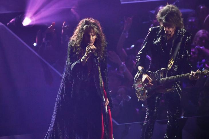 Фронтмен Aerosmith Стив Тайлер уверен в своей победе после неожиданного поворота в судебном деле
Фронтмен Aerosmith Стив Тайлер уверен в своей победе после неожиданного поворота в судебном деле