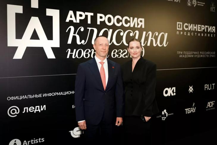 Знакомые образы, новые смыслы: почему стоит посетить ярмарку «Арт Россия»
Знакомые образы, новые смыслы: почему стоит посетить ярмарку «Арт Россия»