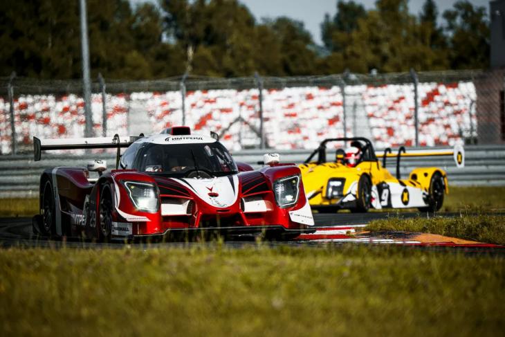 Финал Российской серии гонок на выносливость (REC) на Moscow Raceway
Финал Российской серии гонок на выносливость (REC) на Moscow Raceway