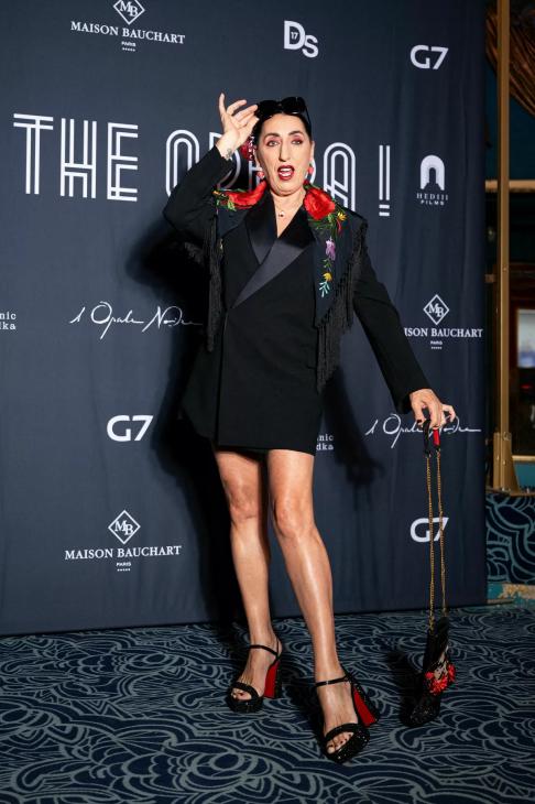 Венсан Кассель и Нара Баптиста на премьере «The Opera!» в Париже
Венсан Кассель и Нара Баптиста на премьере «The Opera!» в Париже