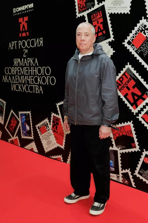 
                Сергей Бурунов, Татьяна Куртукова и другие звёзды на открытии II осенней ярмарки &laquo;Арт Россия&raquo;            