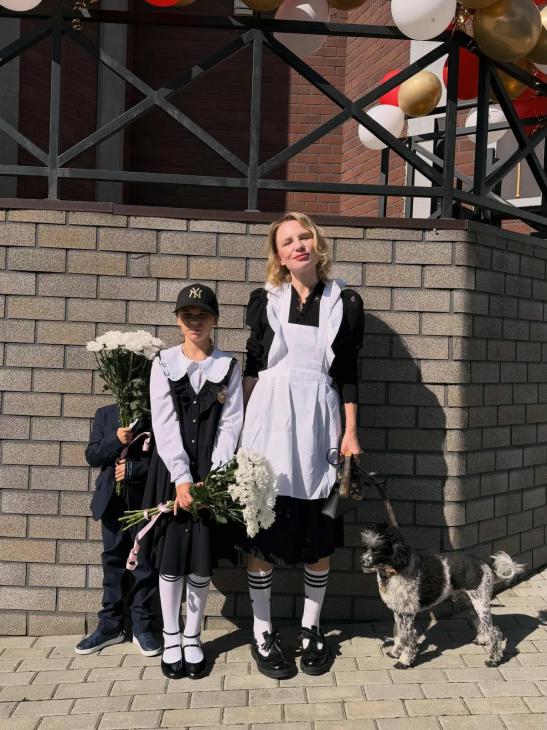 Звёздное 1 сентября: Собчак, Бородина, Рудковская, Плющенко и другие отвели детей в школу
Звёздное 1 сентября: Собчак, Бородина, Рудковская, Плющенко и другие отвели детей в школу