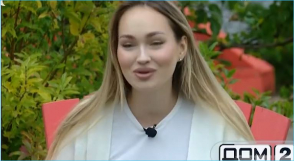 Виктория Салибекова хотела бы, чтобы муж уволился с работы и сидел рядом с нею Виктория Салибекова хотела бы, чтобы муж уволился с работы и сидел рядом с нею