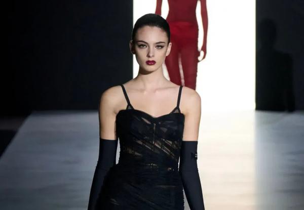 Dolce & Gabbana Fall/Winter 2023-2024, Prêt-à-Porter | Ready-to-Wear Dolce & Gabbana Fall/Winter 2023-2024, Prêt-à-Porter | Ready-to-Wear