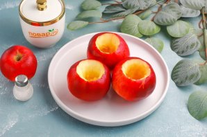 Яблоки запеченные с творогом Яблоки запеченные с творогом