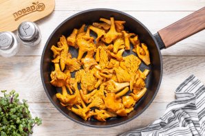 Картофель, запеченный с лисичками