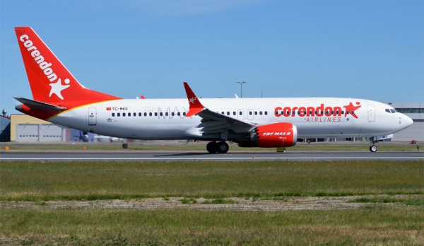 Самолет Corendon Airlines с российскими туристами сел в Кайсери вместо Антальи Самолет Corendon Airlines с российскими туристами сел в Кайсери вместо Антальи