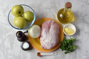Свинина с яблоками и луком Свинина с яблоками и луком