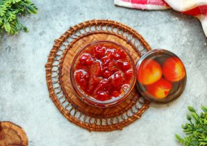 Варенье из шиповника Варенье из шиповника