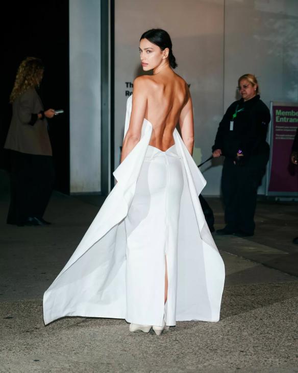 Ирина Шейк, Дуа Липа, Кара Делевинь на премии WSJ. Magazine Innovator Awards 2026
Ирина Шейк, Дуа Липа, Кара Делевинь на премии WSJ. Magazine Innovator Awards 2026