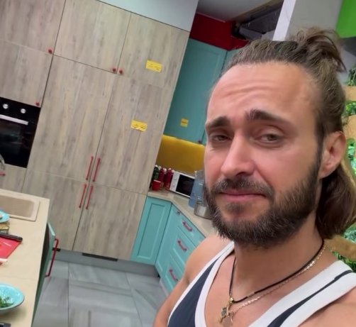 Алексей Безус пригласил Женю Дорожкину строить отношения на Дом 2 Алексей Безус пригласил Женю Дорожкину строить отношения на Дом 2
