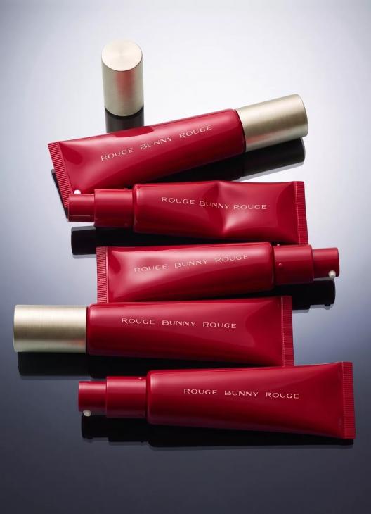 Парфюм от Ксении Бородиной и не только: дайджест beauty-новостей
Парфюм от Ксении Бородиной и не только: дайджест beauty-новостей