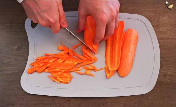 Готовлю капусту &laquo;по-польски&raquo;, получается очень вкусно. Семье понравилось, съели все сразу и остались довольны. Делюсь рецептом