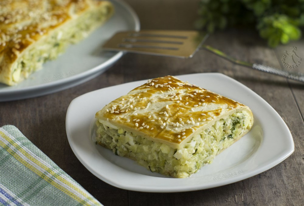 Заливной пирог с мясом и капустой, самый проверенный рецепт, который я знаю (получается всегда вкусно)