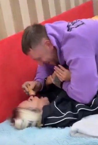 Алексея Безуса забавляет флирт Рахимовой и Артюшенко