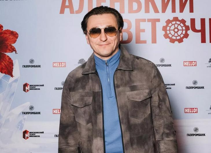 Сергей Безруков с детьми, Денис Шведов, Ева Смирнова и другие знаменитости на премьере мюзикла «Аленький цветочек» в Москве
Сергей Безруков с детьми, Денис Шведов, Ева Смирнова и другие знаменитости на премьере мюзикла «Аленький цветочек» в Москве