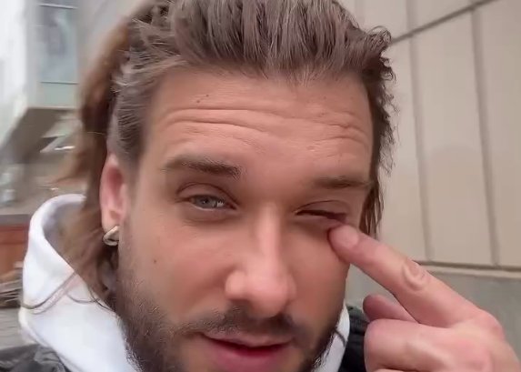 Евгений Ромашов решился на уколы красоты ради улучшения внешности Евгений Ромашов решился на уколы красоты ради улучшения внешности