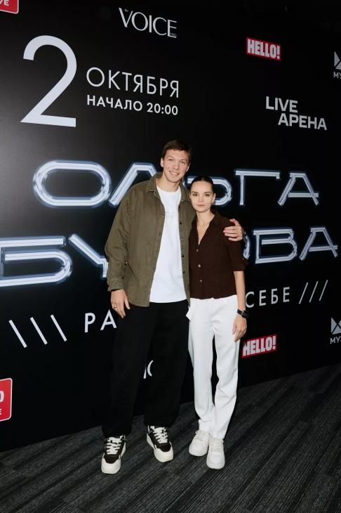 Разрешила себе: Ольга Бузова дала большой концерт в Live Arena — кто пришёл её поддержать
Разрешила себе: Ольга Бузова дала большой концерт в Live Arena — кто пришёл её поддержать