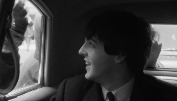 Пол МакКартни потребовал исправить его рост в фильмах о The Beatles Пол МакКартни потребовал исправить его рост в фильмах о The Beatles