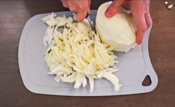 Готовлю капусту &laquo;по-польски&raquo;, получается очень вкусно. Семье понравилось, съели все сразу и остались довольны. Делюсь рецептом