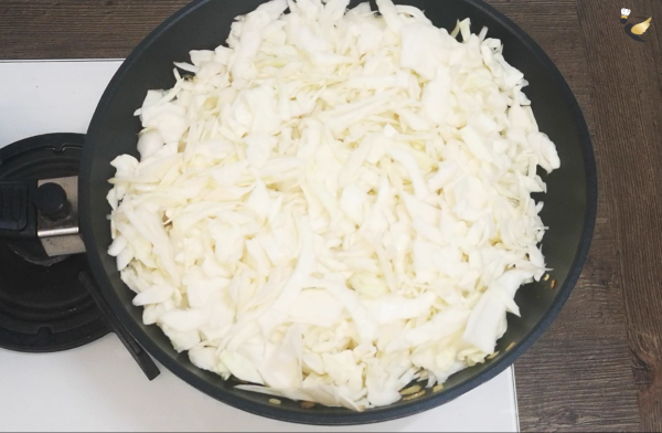 Готовлю капусту &laquo;по-польски&raquo;, получается очень вкусно. Семье понравилось, съели все сразу и остались довольны. Делюсь рецептом